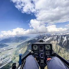 Flugwegposition um 15:16:20: Aufgenommen in der Nähe von Gemeinde Kaprun, Kaprun, Österreich in 2679 Meter